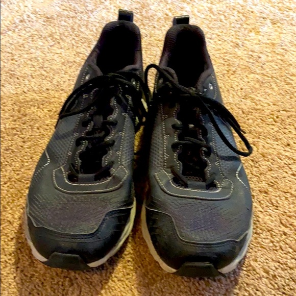 Men’s shoes - Picture 2 of 4